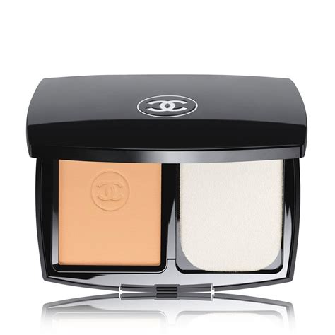 chanel ultra wear compact foundation